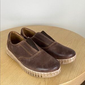 Born Berua Gored Slip On Sneaker Women's 10 Leather Comfort Support Casual